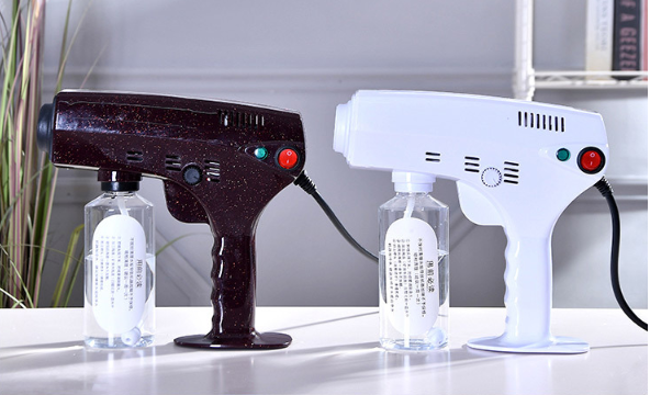 Beauty salon spray gun