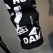 Men&#39;s White Letters Numbers Print Black Jeans Trendy Sim Fit Stretch Denim Pencil Pants Trousers