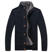 Men&#39;s Sweaters Winter Warm Thick Velvet Sweatercoat Single-breasted Cardigan Men Casual Sweaters Pattern Knitwear size 3XL